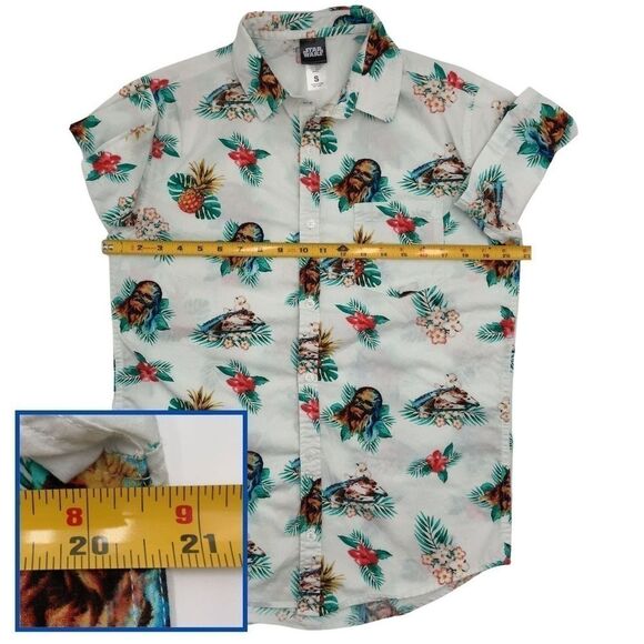 Star Wars Chewbacca Hawaiian Collared Button Up Short Sleeve Mens Sz SM Shirt - Picture 4 of 7